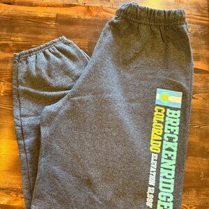 Breckenridge Colorado sweatpants by Jerzees, size large